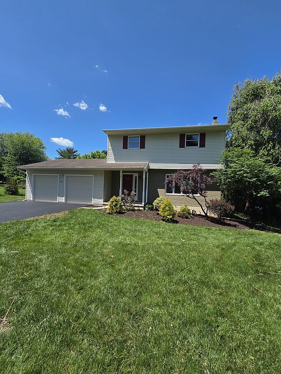 2321 5th St - Property Image