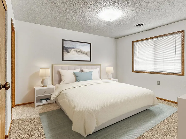 Kensington Place Apartments — Photo 6