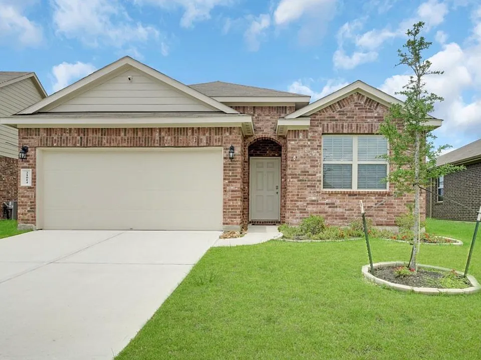 21014 Azelea Field St