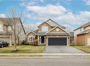 6863 Saint Michael Ave, Niagara Falls, ON L2H3N8