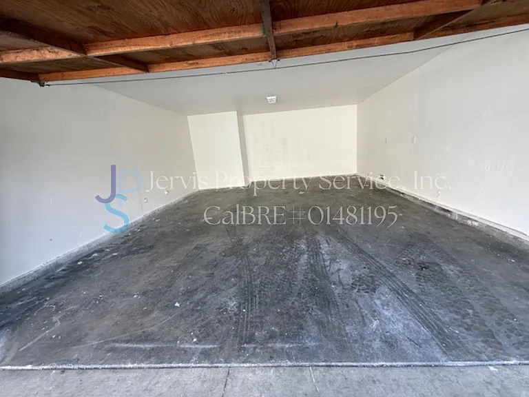 2 car garage