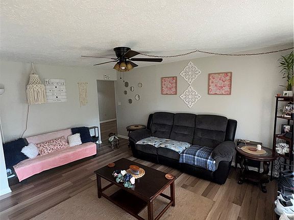 4th image of 703 Hile Ln
