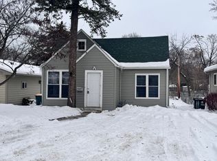 302 Elder Dr, Round Lake Park, IL 60073