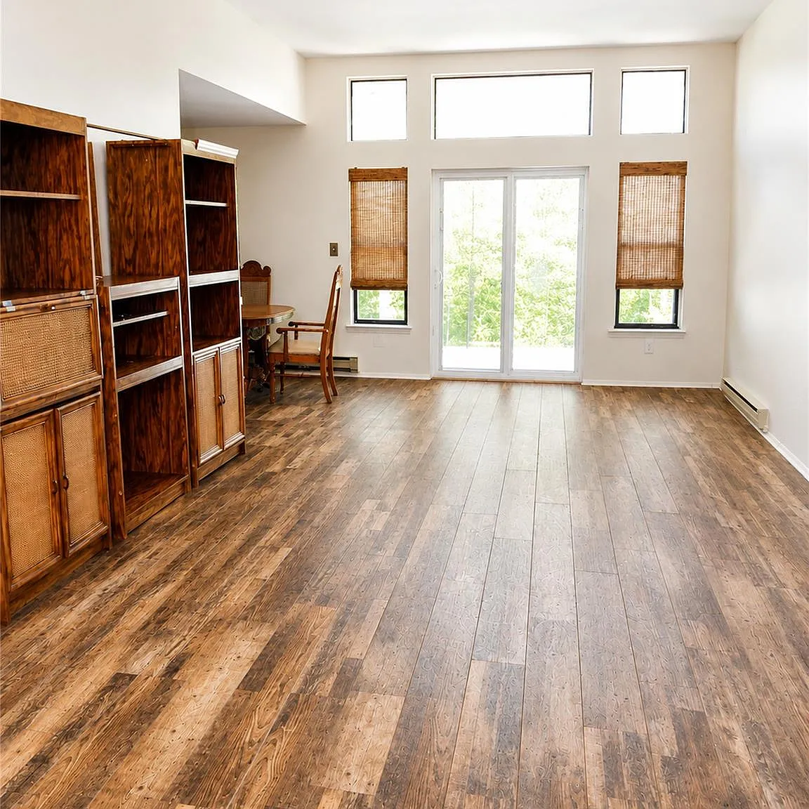2 bed, 2.0 bath, 1200 sqft, $3,500 — Photo 2