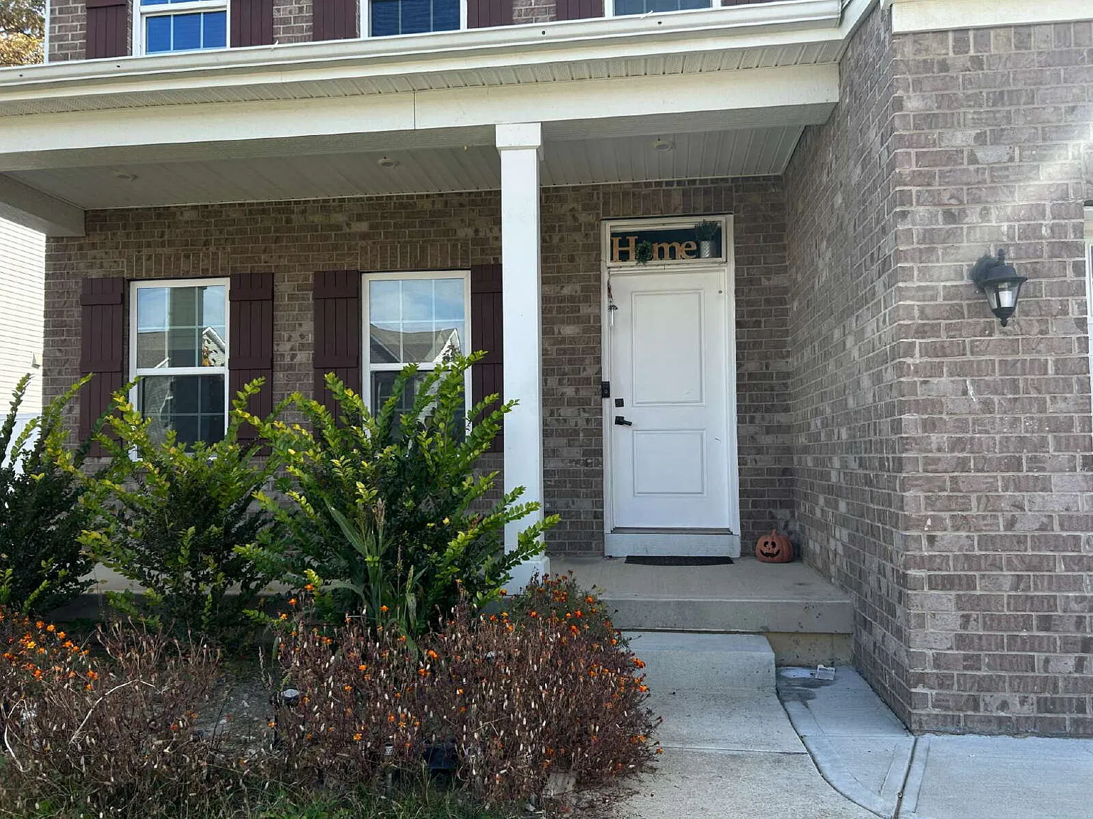 5 bed, 4.0 bath, 3000 sqft, $2,700 — Photo 3