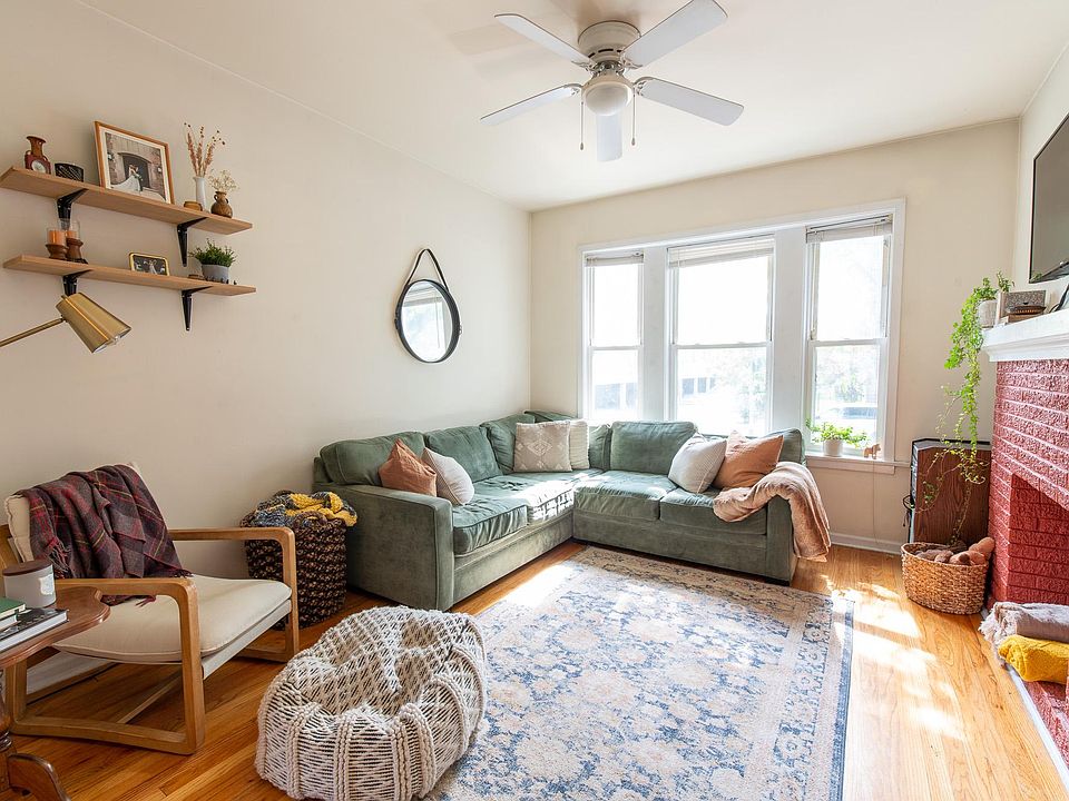 1st image of 5351 N Damen Ave #1