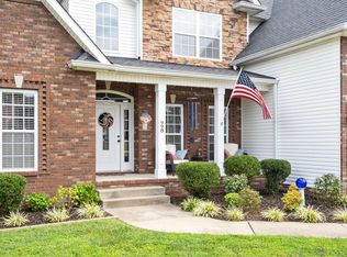 998 Willow Cir, Clarksville, TN 37043