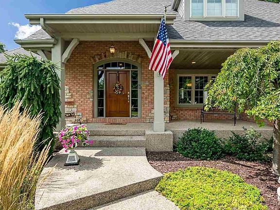 4th image of 5328 Woodland Pond Ln