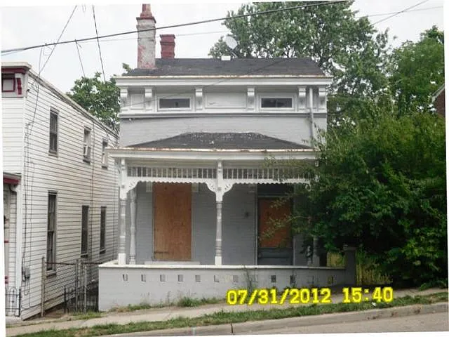 2202 Grand Ave photo 1