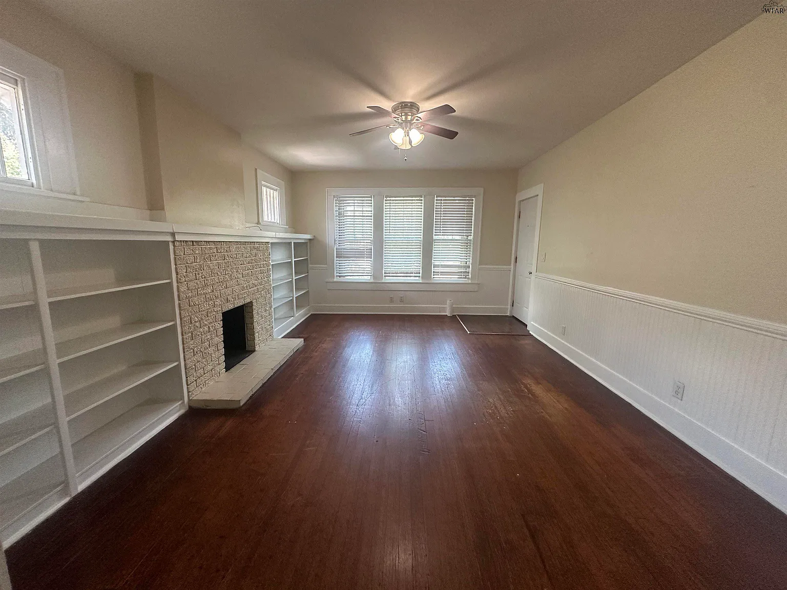 2 bed, 2.0 bath, 1232 sqft, $1,325 — Photo 3