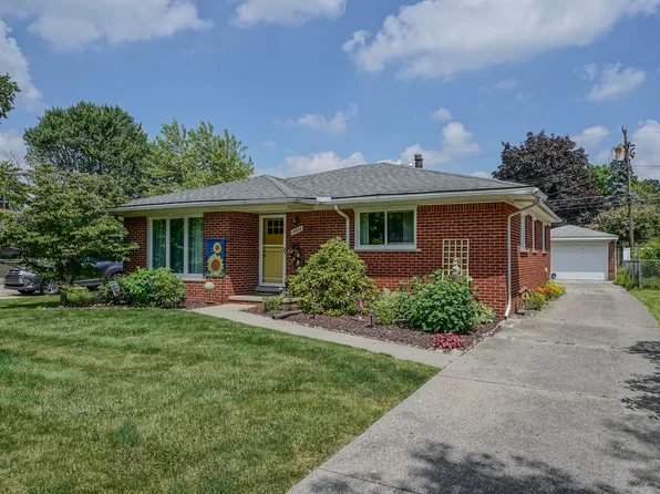 14800 Arcola St, Livonia, MI 48154