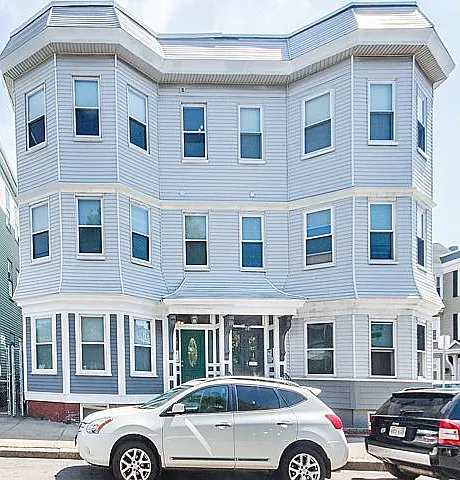 629 E 6th St #3 — Photo 24