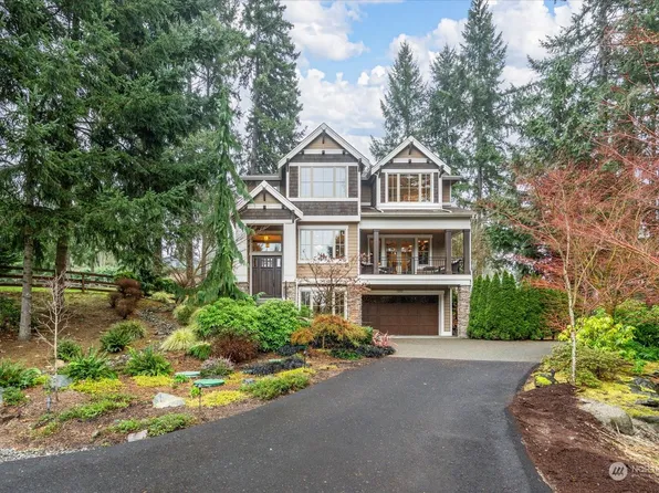 2950 122nd Place NE, Bellevue, WA 98005