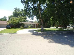 1311 Beta St, Carlsbad, NM 88220