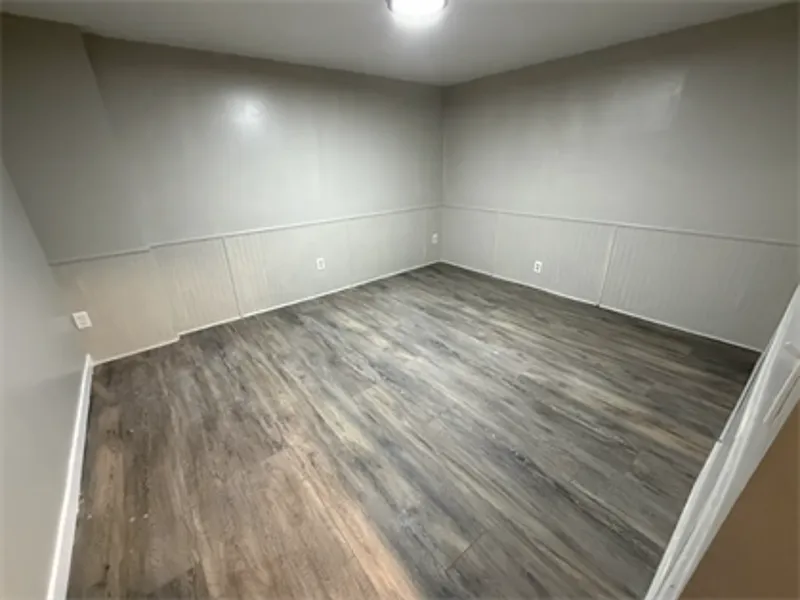4 bed, 2.0 bath, $1,999 — Photo 3