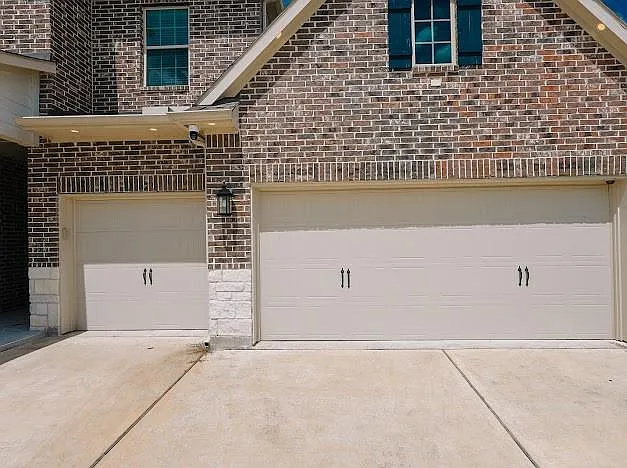 5823 Ash Valley Dr — Photo 3
