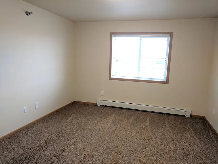 West Lake III Apartments — Photo 82
