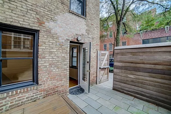 Sold by Redfin Real Estate | media 1