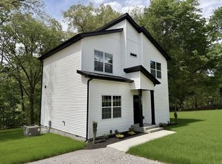 2833 Thrush Dr, Clarksville, TN 37040