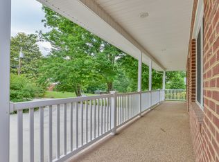 2031 North Ln, Johnson City, TN 37604