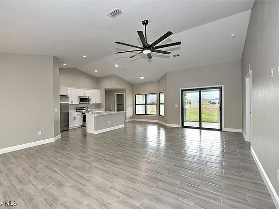 4th image of 2246 NW 7th Pl
