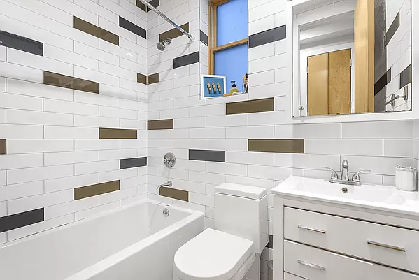 Rented by NOVO Living LLC | media 7