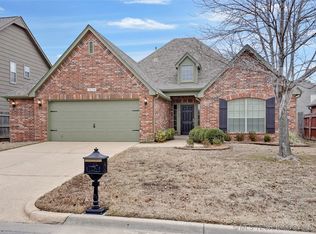 18705 E 50th Pl, Tulsa, OK 74134