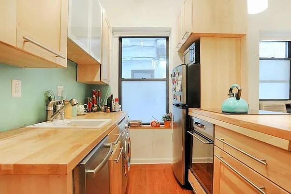 Rented by Brown Harris Stevens | media 1