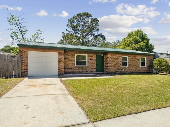 2214 LUANA Drive E, Jacksonville, FL 32246