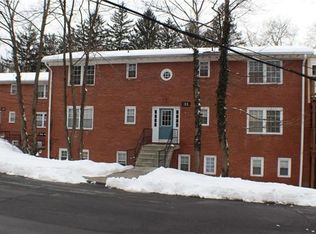 31 Huguenot St APT 3, New Paltz, NY 12561