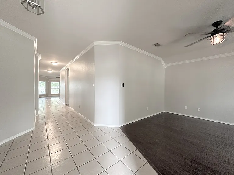 5020 Nash Ln — Photo 2