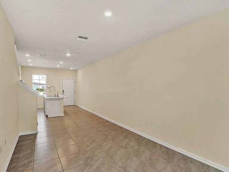 197 Whispering Brook Dr — Photo 8