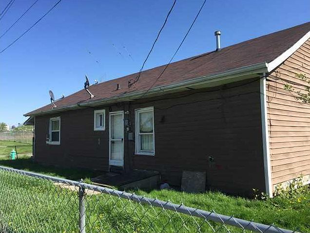2nd image of 770 N Miley Ave