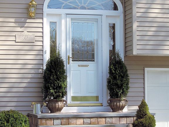2nd image of 203 Lenox St