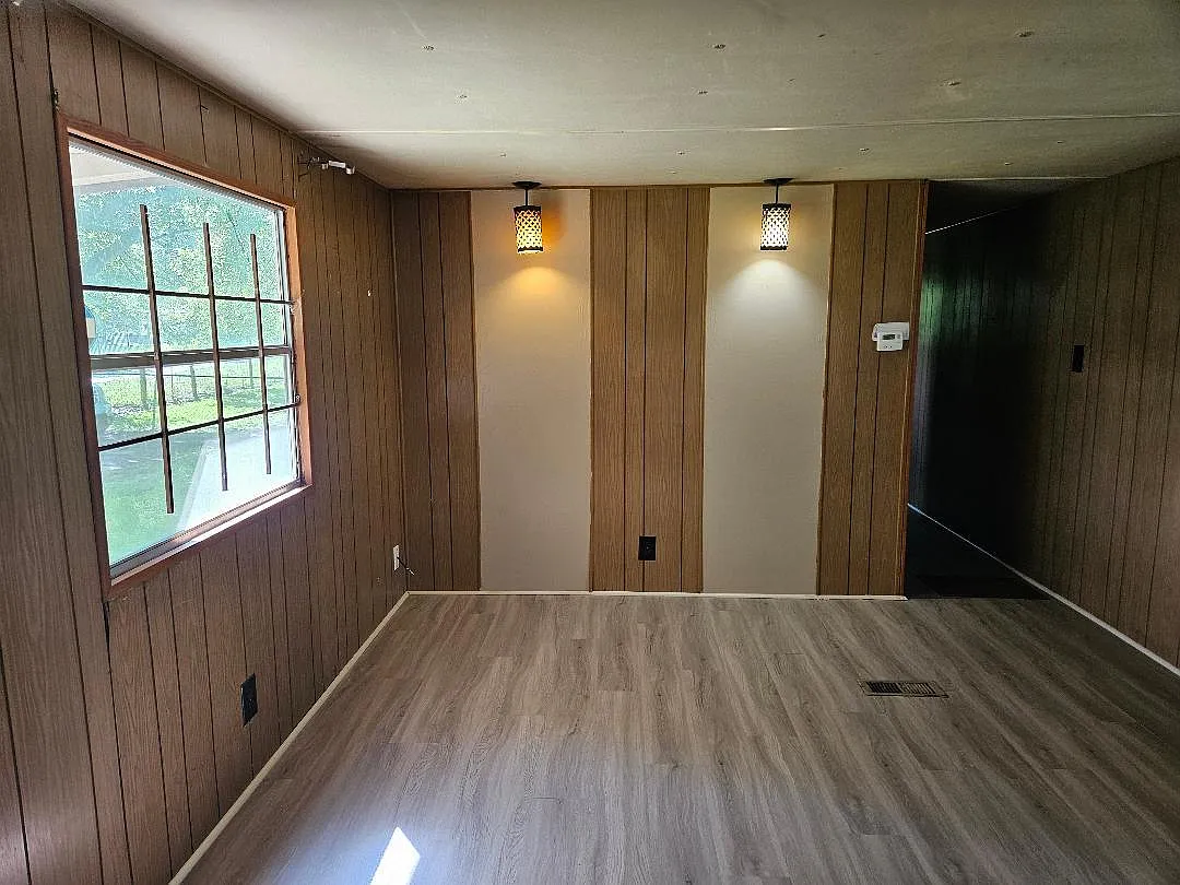 Building Photo - 101 Taylor Ln