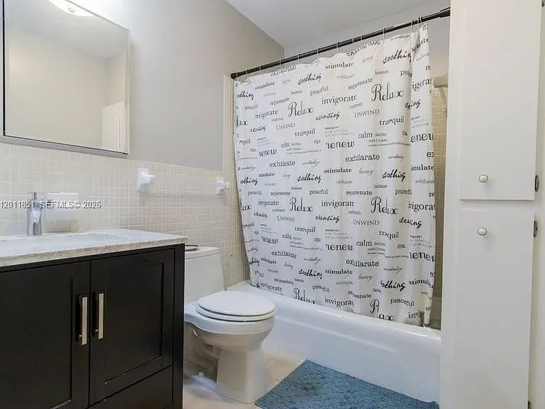 5840 NE 22nd Way #728 — Photo 14