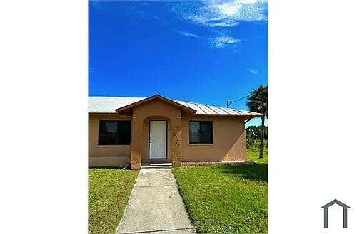 17370 W Carnegie Cir #2 Photo 1 17370 W Carnegie Cir #2 Photo 1