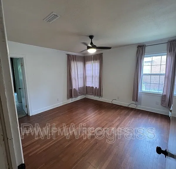 106 Highland Dr — Photo 17