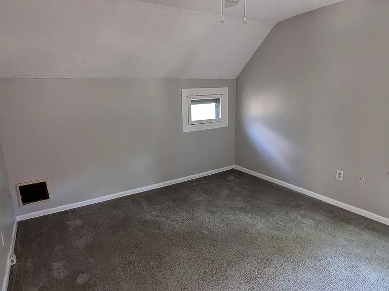 498 Gage St — Photo 21