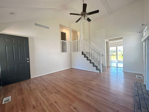 4th image of 1417 La Chateau Dr #1417