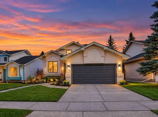 355 Millrise Dr SW, Calgary, AB T2Y 2C7