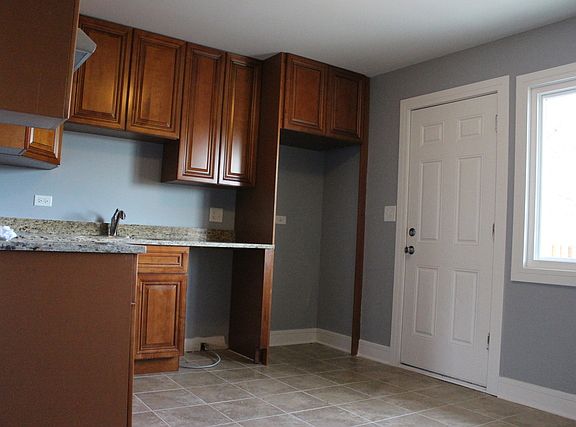 4th image of 16506 Park Ave