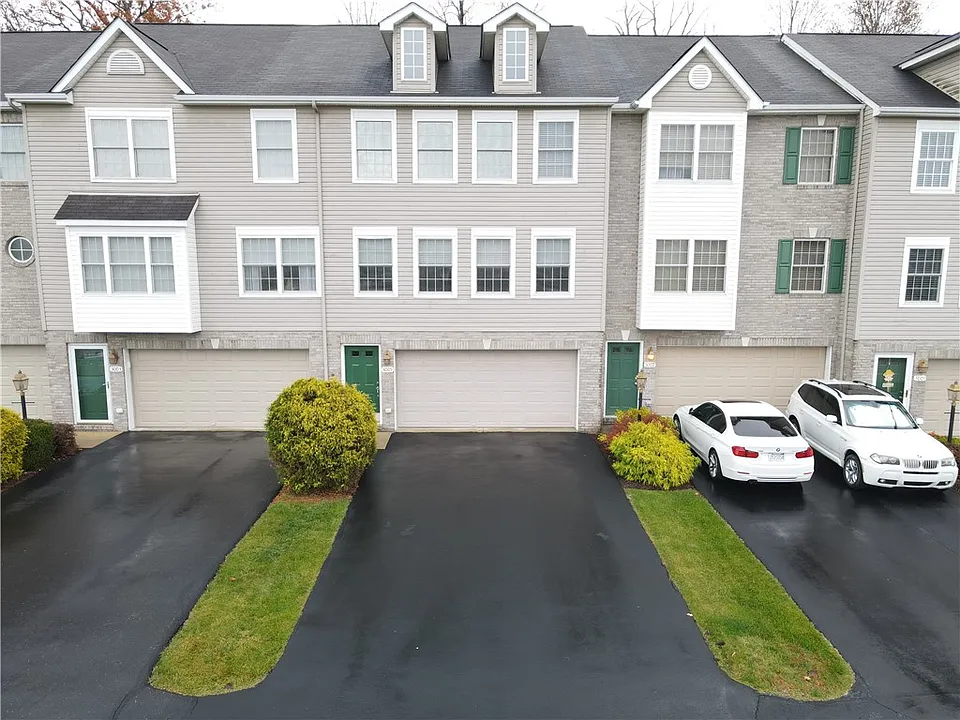 3005 Ironwood Cir