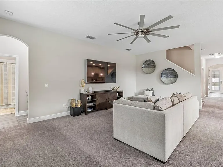 19328 Breynia Dr — Photo 27