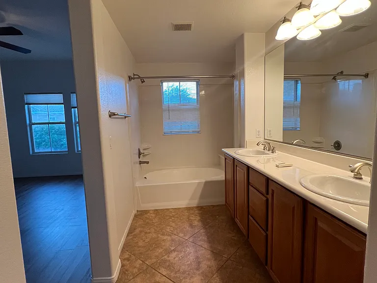 11865 Tevare Ln #2082 — Photo 8