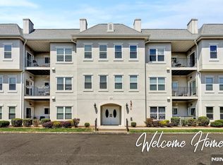 1017 Brittany Dr, Wayne, NJ 07470