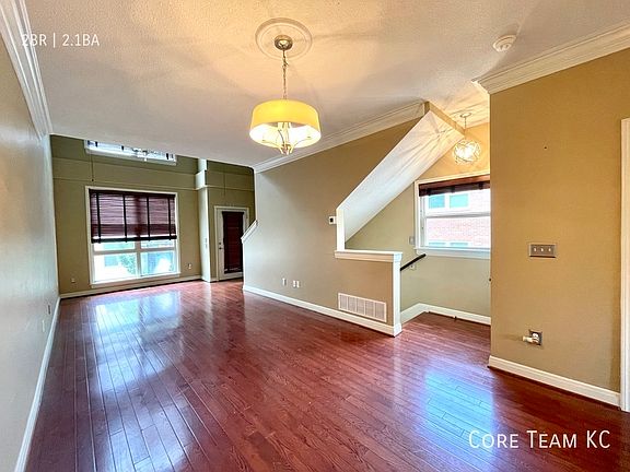5th image of 4541 Madison Ave #4541