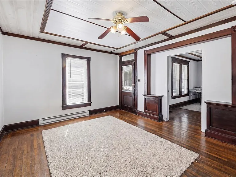 324 W Church St — Photo 10