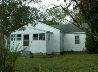 423 Elizabeth St, Suffolk, VA 23434