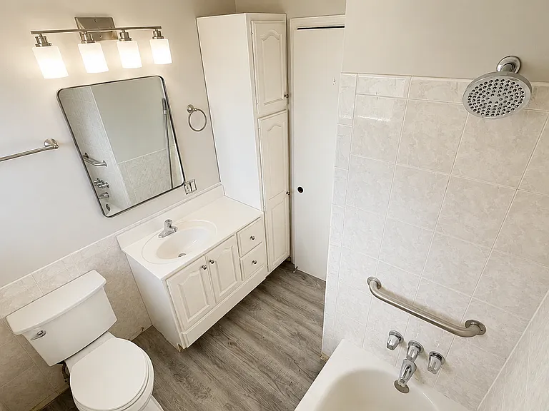 120 Mildred Ln — Photo 4